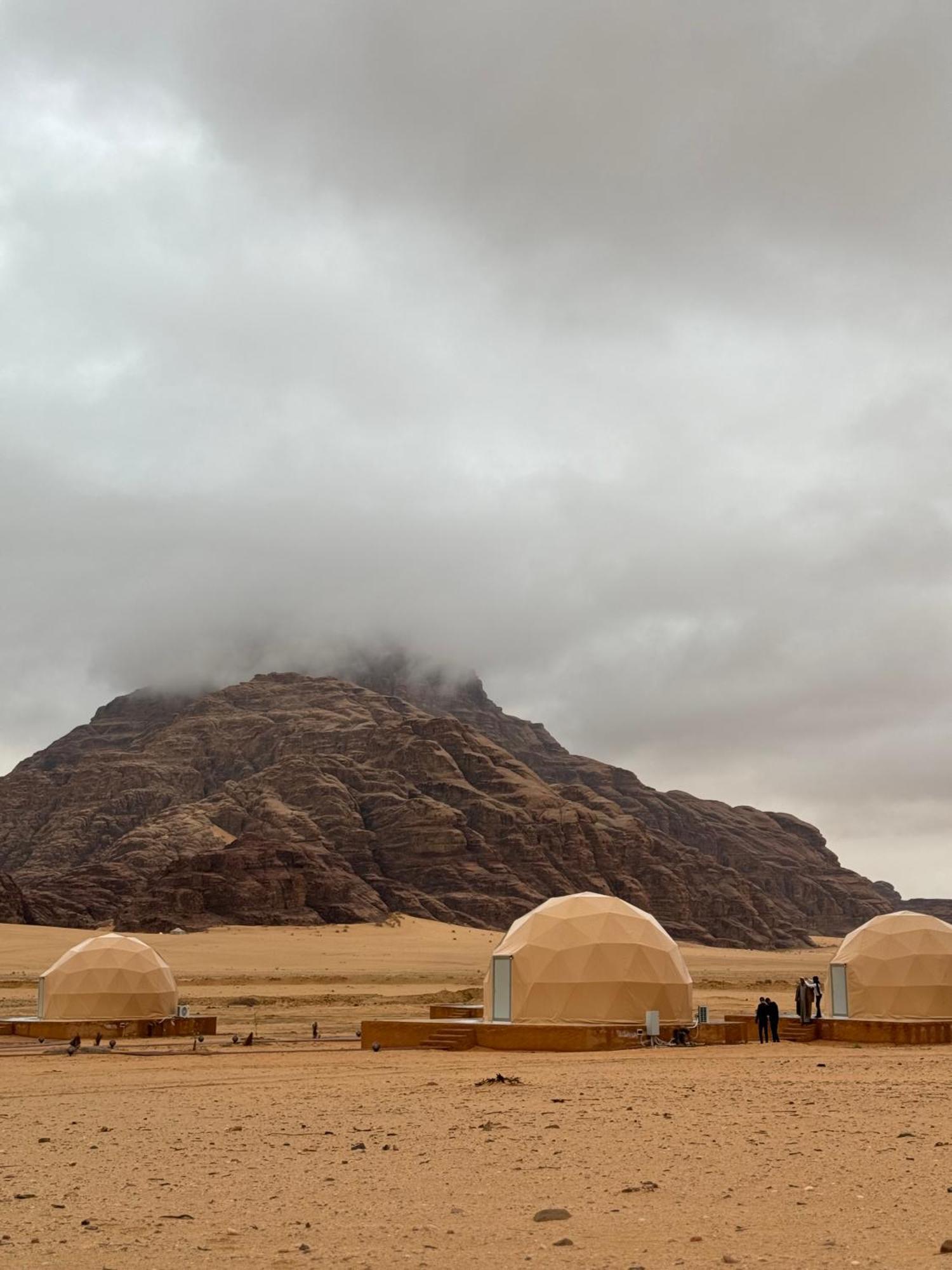 Wadi Rum Anwar Luxury Camp 外观 照片