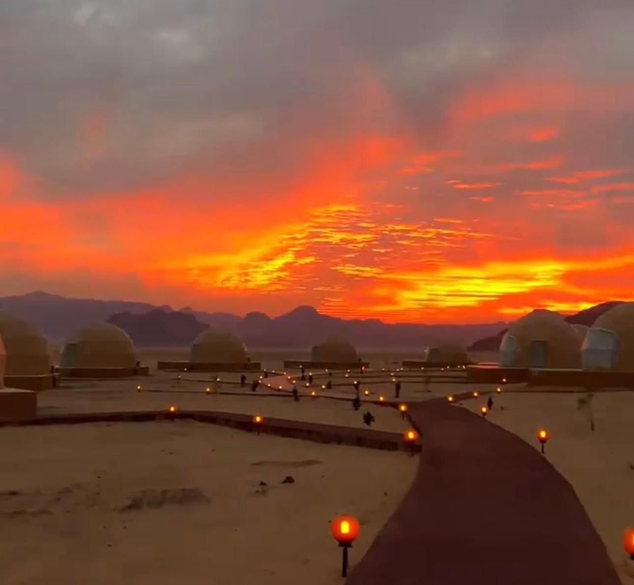 Wadi Rum Anwar Luxury Camp 外观 照片