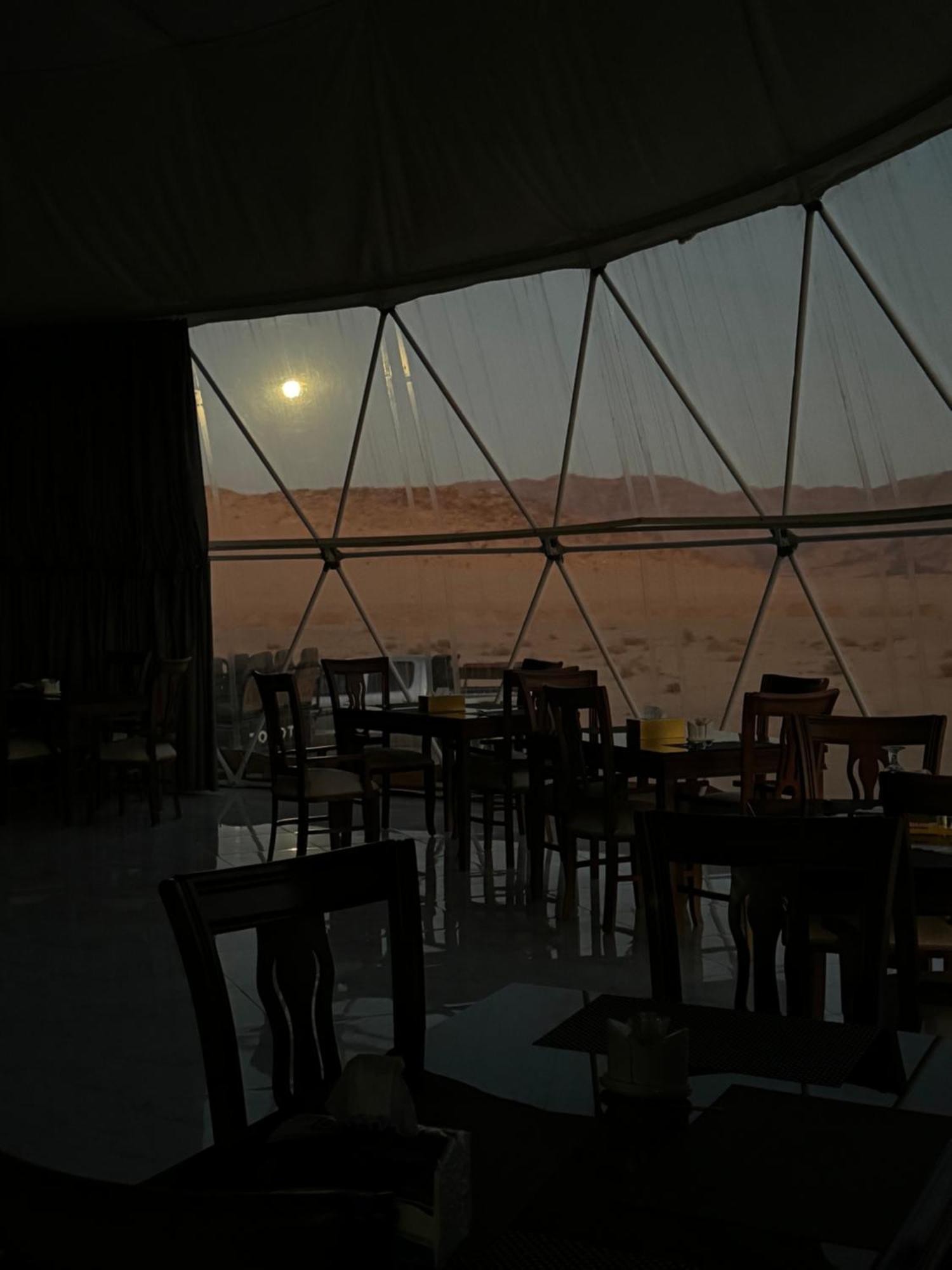 Wadi Rum Anwar Luxury Camp 外观 照片