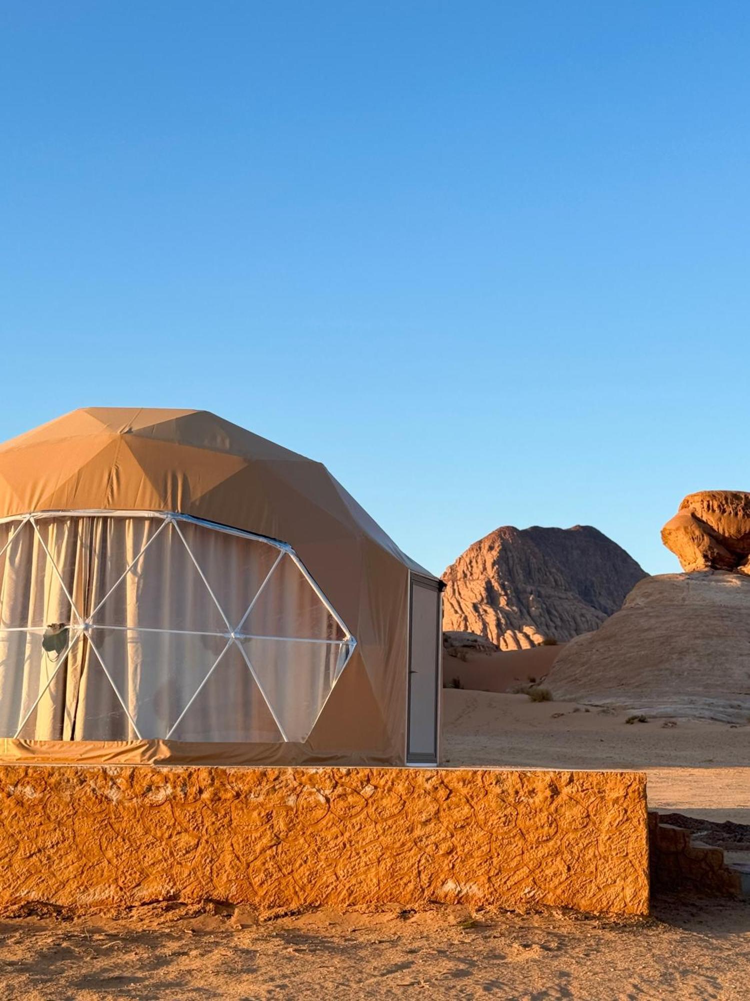Wadi Rum Anwar Luxury Camp 外观 照片