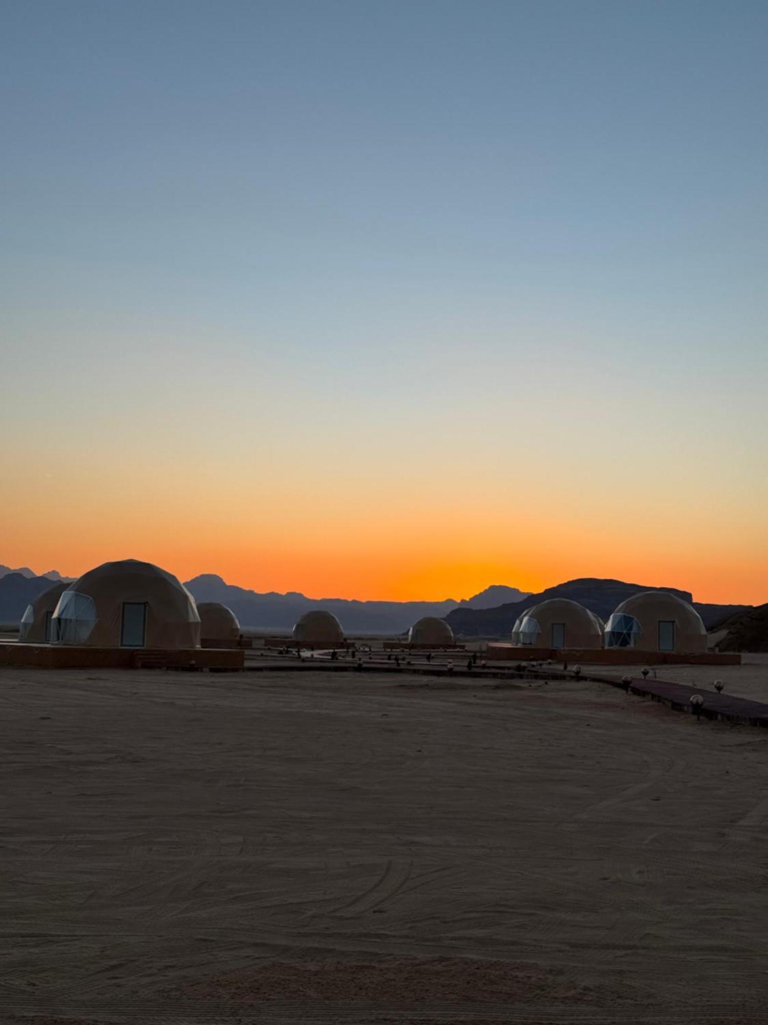 Wadi Rum Anwar Luxury Camp 外观 照片