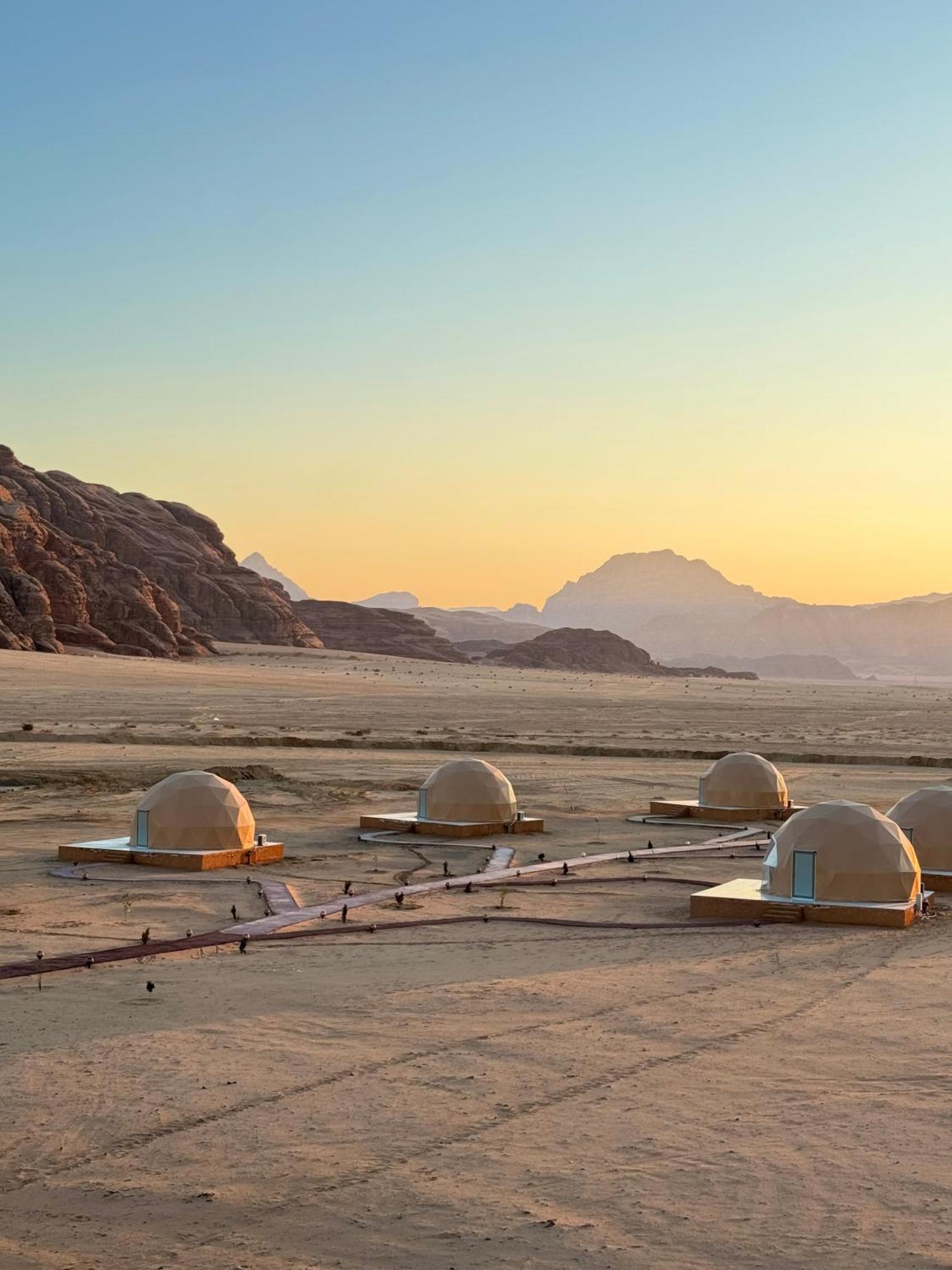 Wadi Rum Anwar Luxury Camp 外观 照片