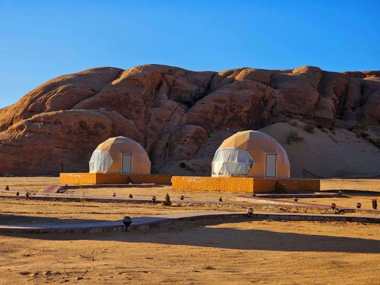 Wadi Rum Anwar Luxury Camp 外观 照片