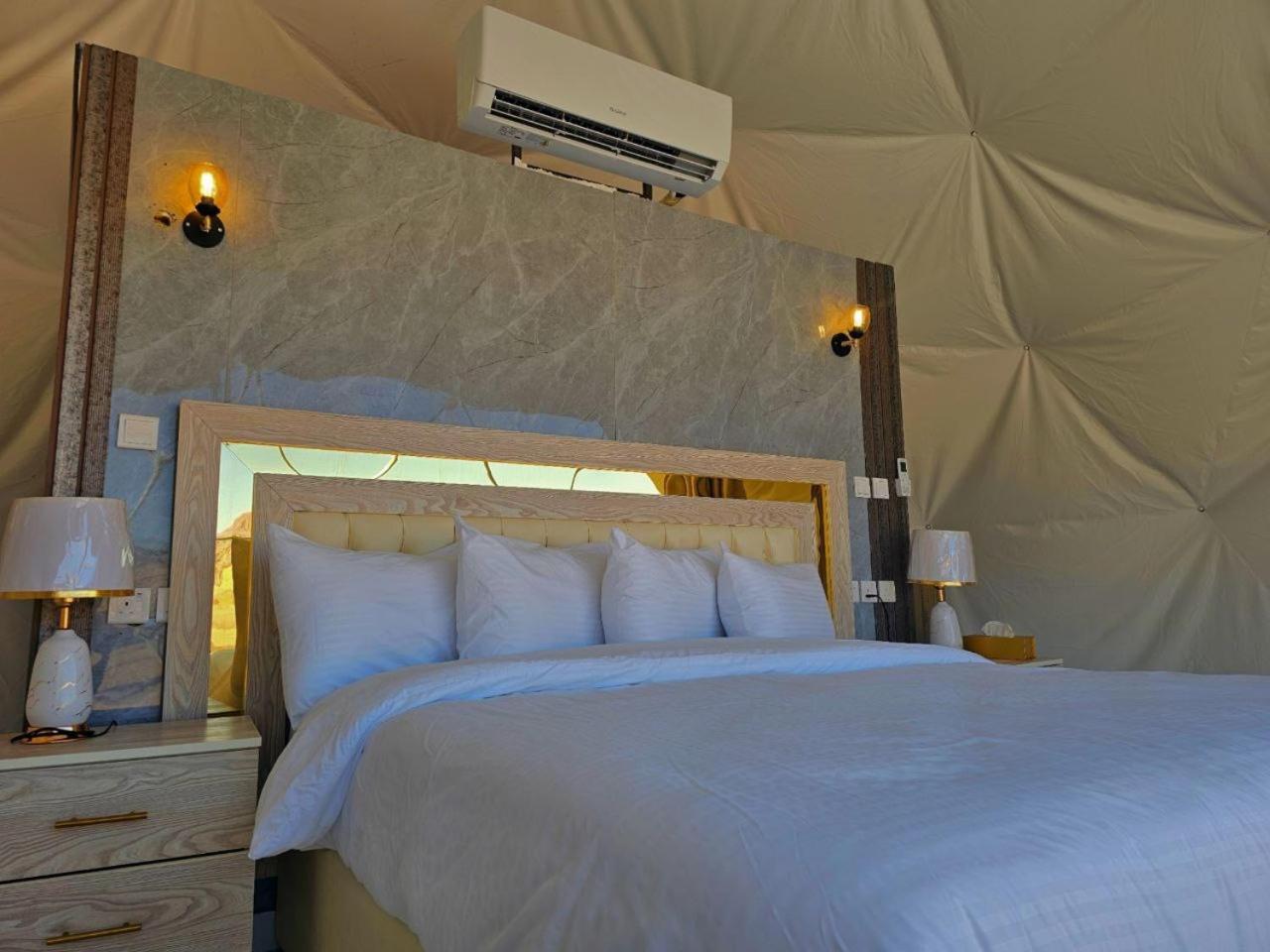 Wadi Rum Anwar Luxury Camp 外观 照片