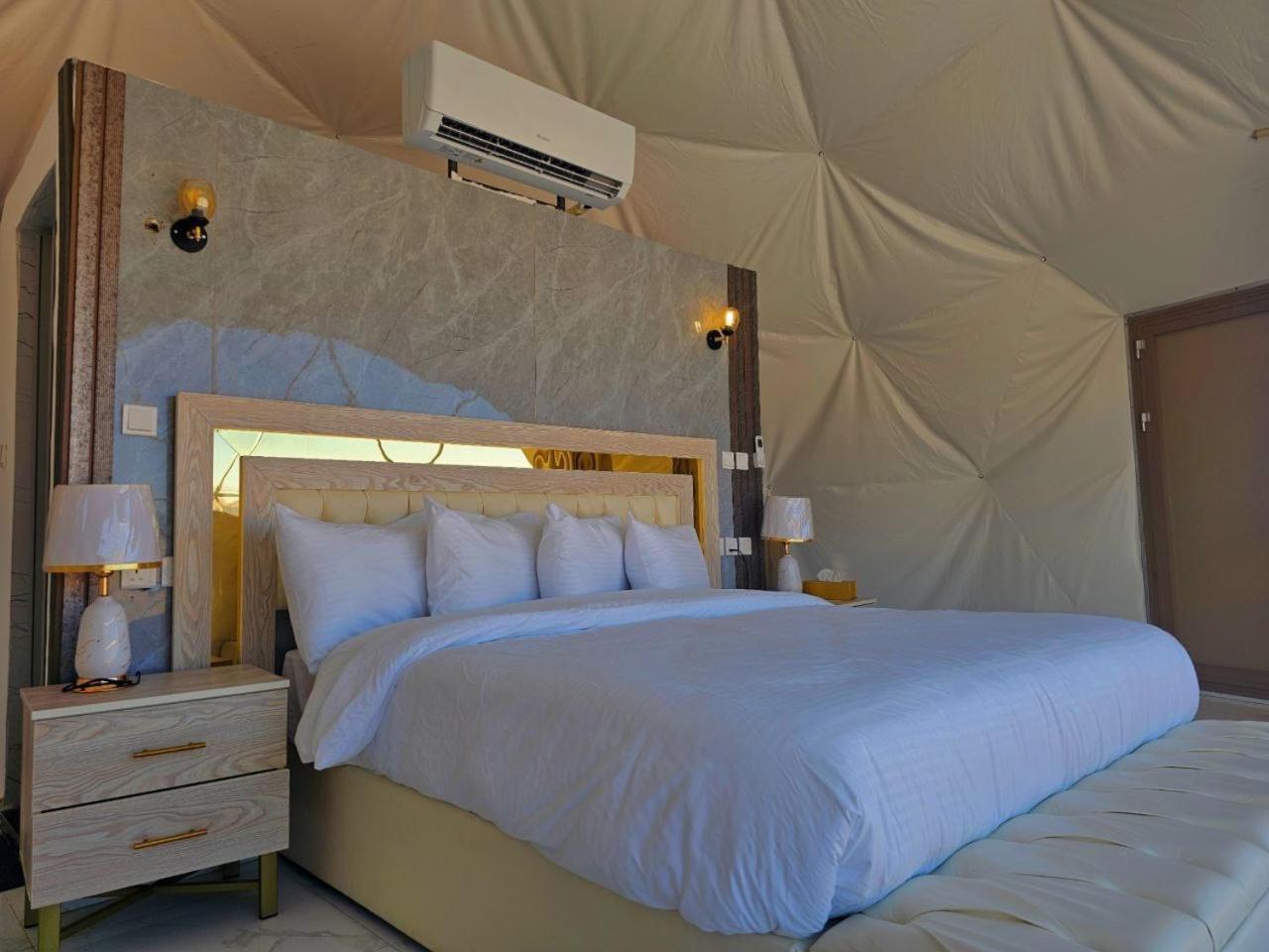 Wadi Rum Anwar Luxury Camp 外观 照片